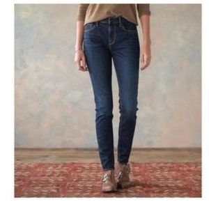 Driftwood Jackie Medium Wash Jeans 28‎
